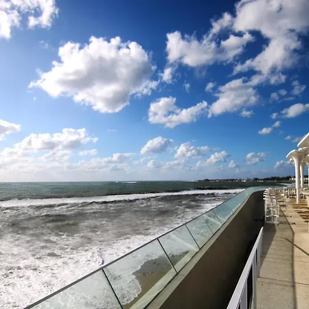 Phaedrus Living Seaside Romantic Flat Limnaria 123 * Pafos